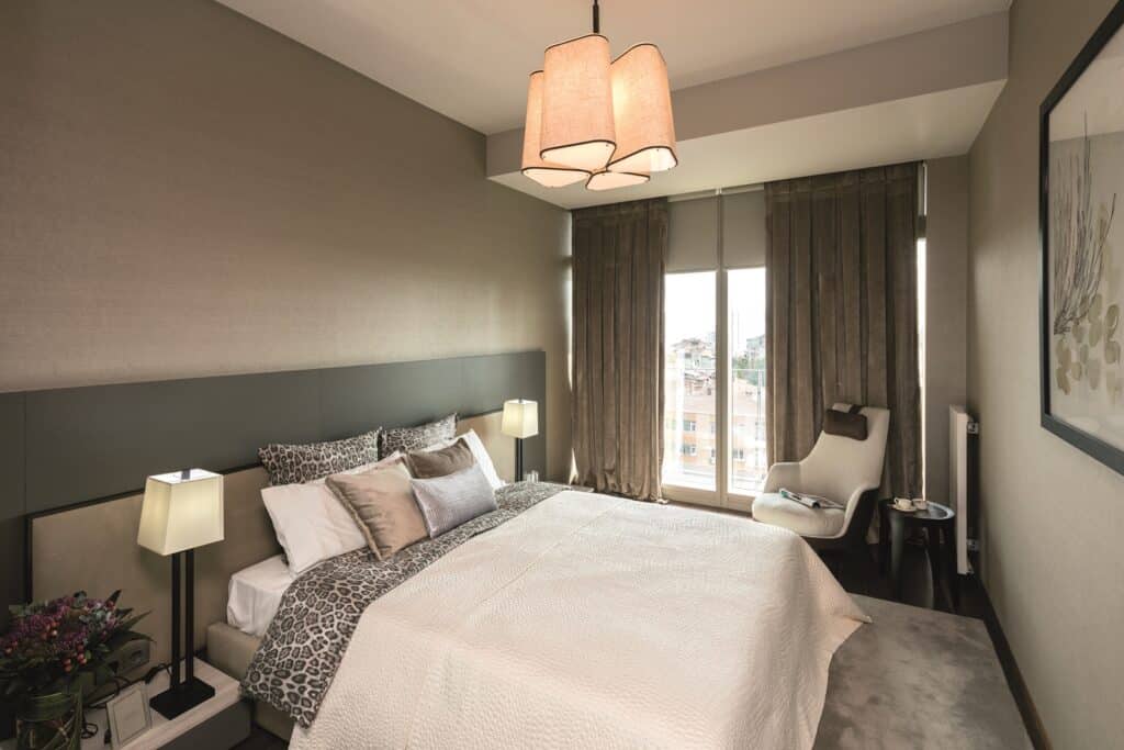 Bosphorus, sea and historic city views from immaculate skyscraper