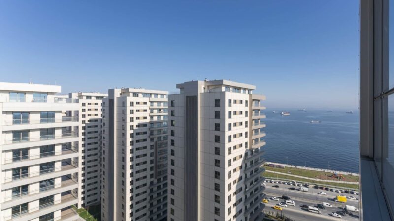 Istanbul Bakirkoy apartment compound with sea views exterior