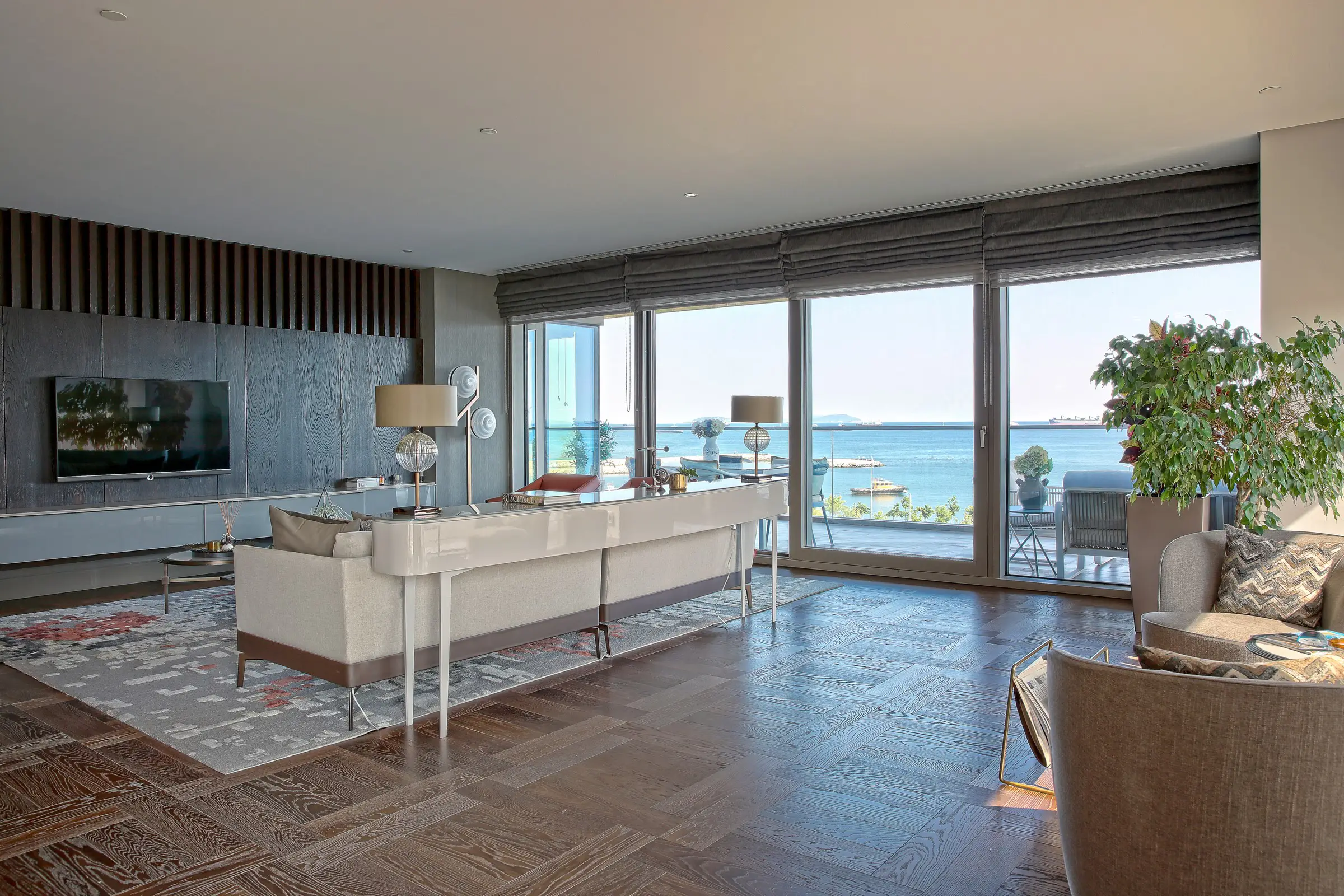 Istanbul Bakirkoy apartment compound with sea views interior