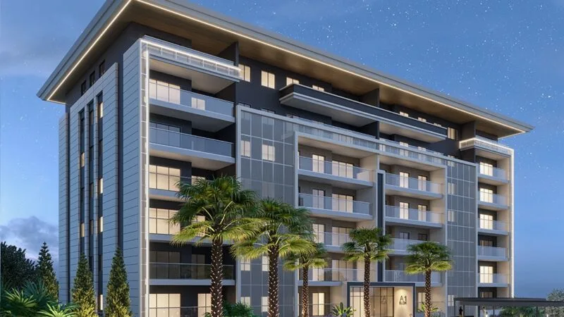 Large complex in middle class Atakent near major hospital