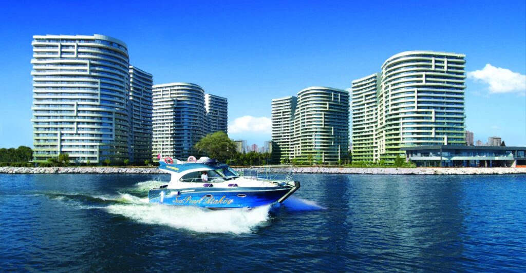 Atakoy sea front 5-star mega compound