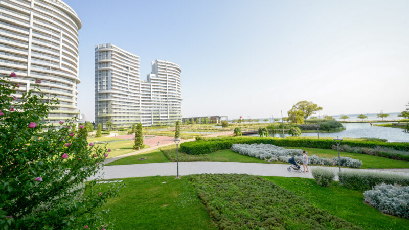 5 Style hotel style compound in coast of Atakoy