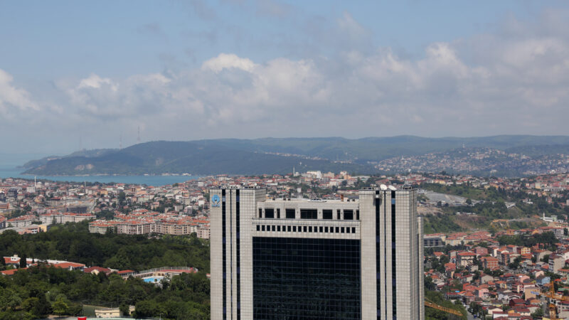 Maslak residences with its own mall and facilities (9)