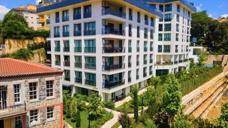 Uskudar Bosporus-Blick Anlage im historischen Cengelkoy