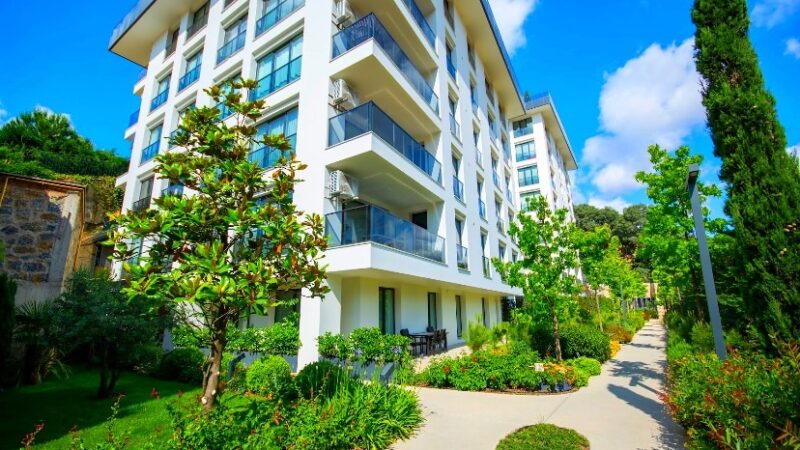 Uskudar Bosphorous view compound in Historic Cengelkoy