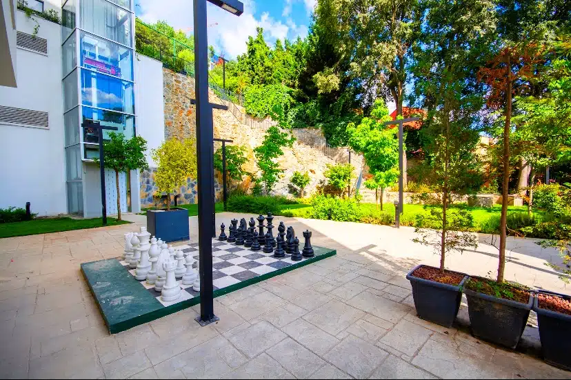 Uskudar Bosphorous view compound in Historic Cengelkoy