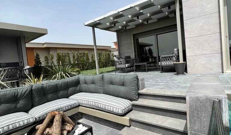 Luxury villas in the villa suburb of Istanbul