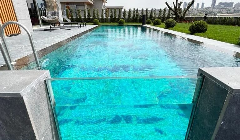 Luxury villas in the villa suburb of Istanbul