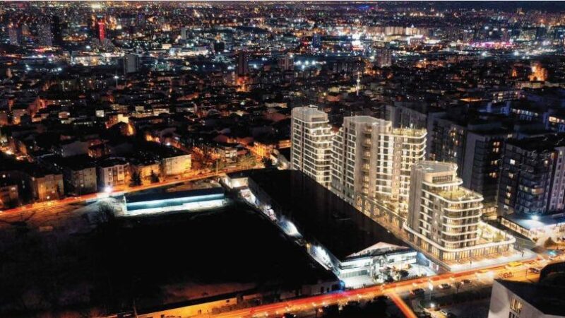 Family compound in middle class Atakent, near the metro