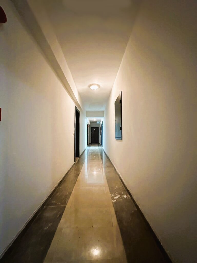 Apartments directly behind the business zone in Levent