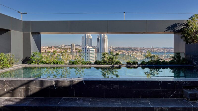 Swimming pool at the penthouse apartment Ritz Carlton Nisantasi