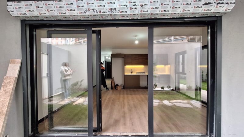 Exit to garden from living room