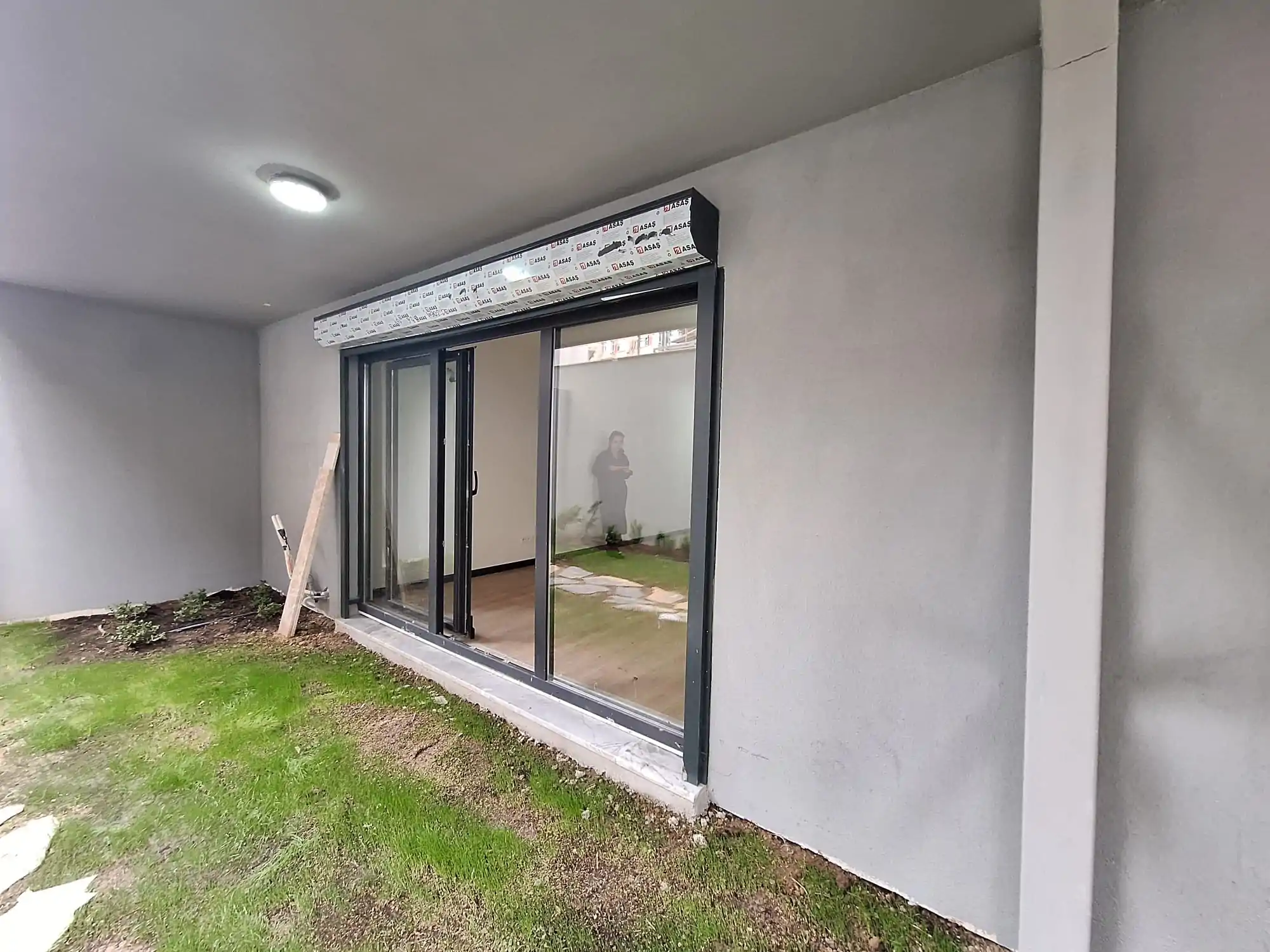 Exit to garden from living room