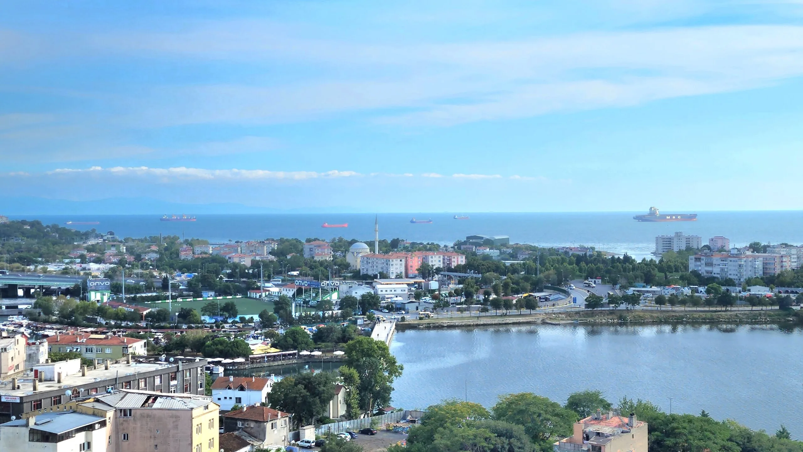 Affordable Lake and Sea View Apartments in Kucukcekmece