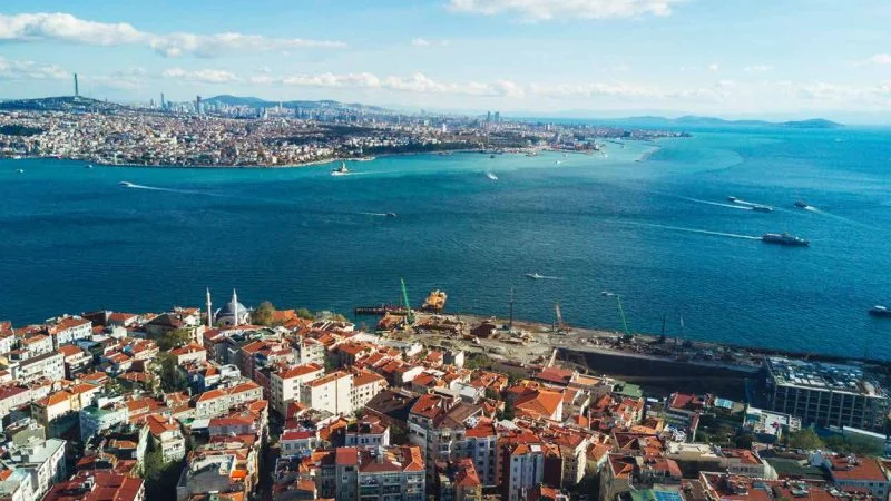 Avantgarde inspired city centre complex just 5 mins from Taksim