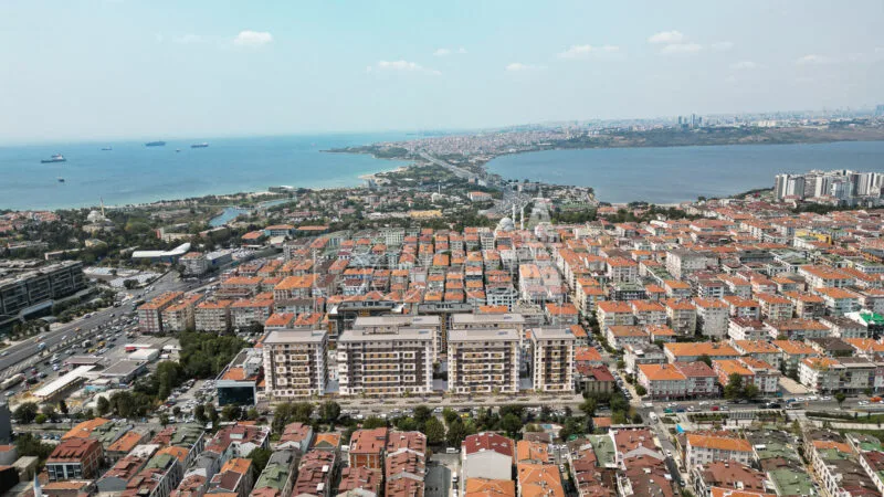 Kucukcekmece lake view apartment residence