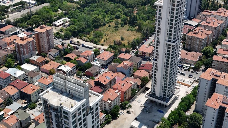 Elegant and Lifestyle Focus Residences