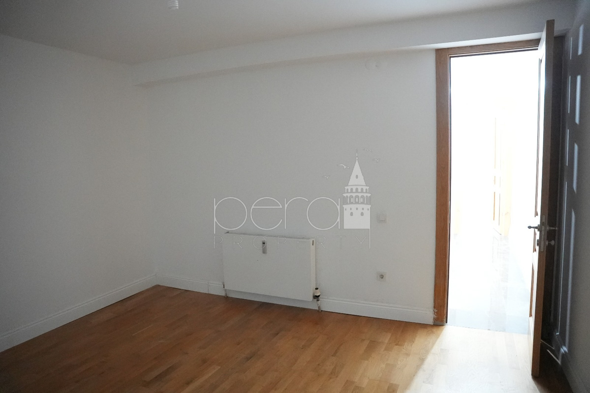 2 Bedroom Apartment for Sale in Vişnezade, Beşiktaş