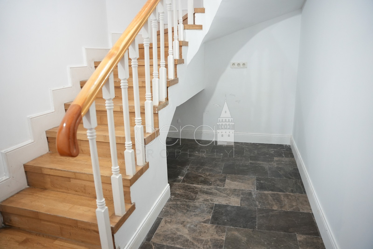 2 Bedroom Apartment for Sale in Vişnezade, Beşiktaş