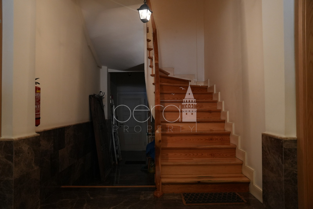 2 Bedroom Apartment for Sale in Vişnezade, Beşiktaş