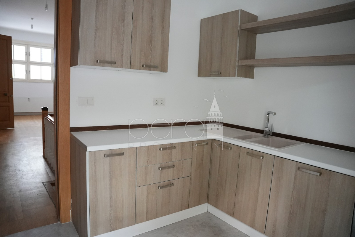 2 Bedroom Apartment for Sale in Vişnezade, Beşiktaş