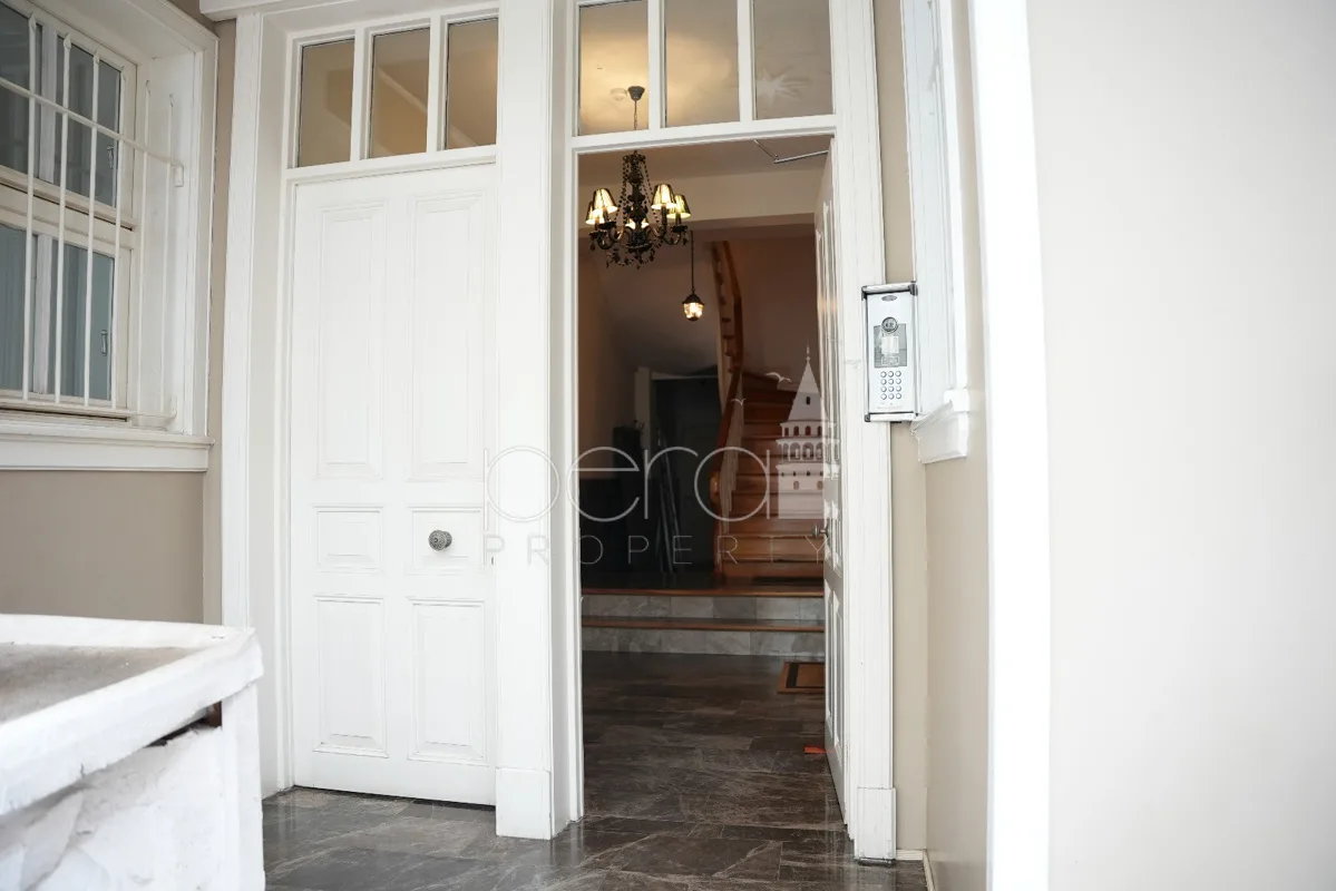2 Bedroom Apartment for Sale in Vişnezade, Beşiktaş