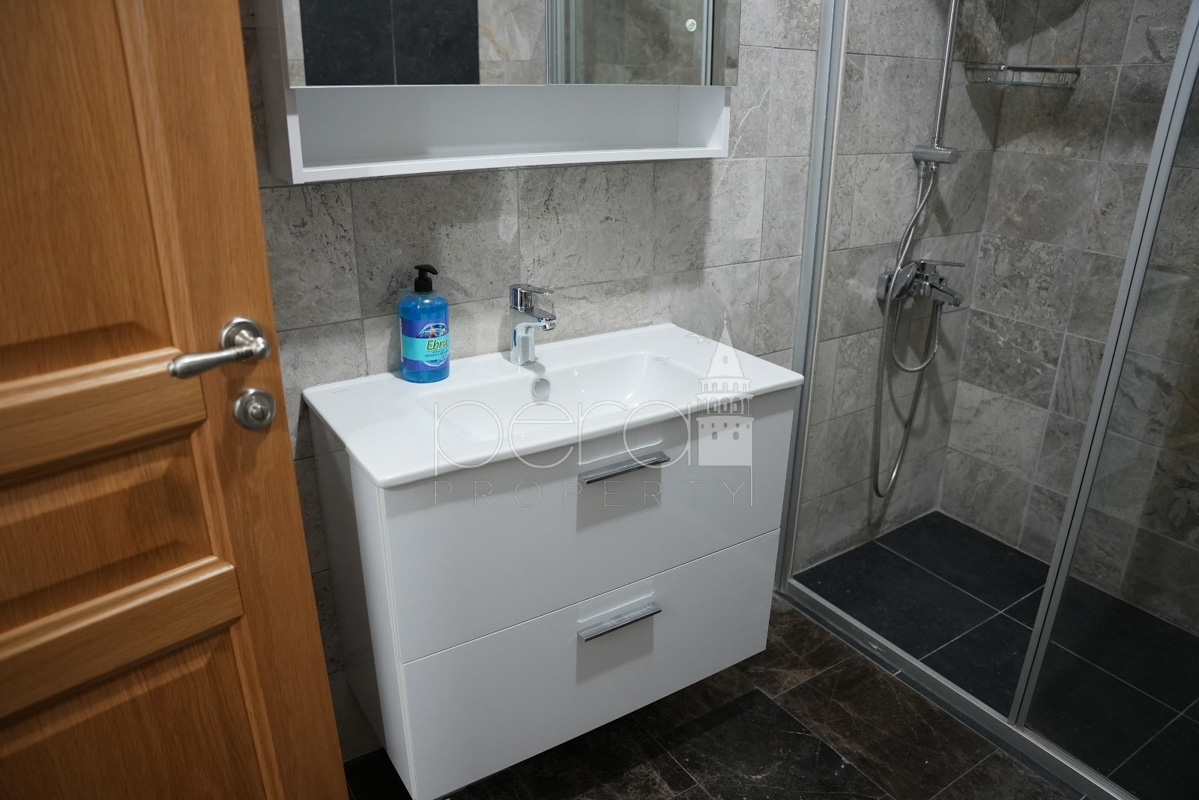 2 Bedroom Apartment for Sale in Vişnezade, Beşiktaş