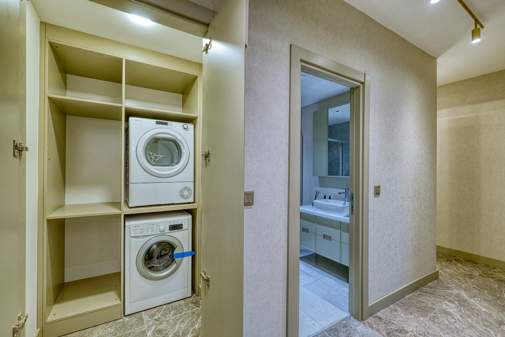 Contemporary Apartments in Historic Topkapı