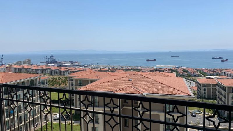 Top-Floor 3-Bedroom Sea View Apartment at Deniz Istanbul